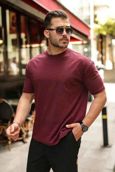 Erkek Kolları Dar Kesim Rahat Kalıp Basic Tişört ürün görseli 1