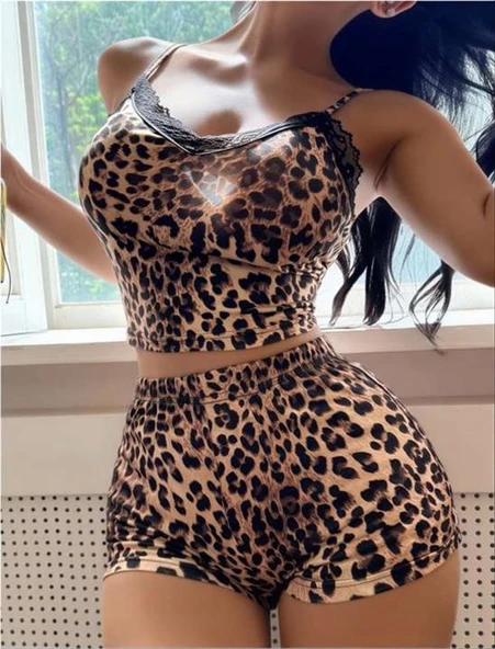 Closet Leopar Desenli Dantel İşlemeli İnce Askılı Şortlu Pijama Takımı ürün görseli 1