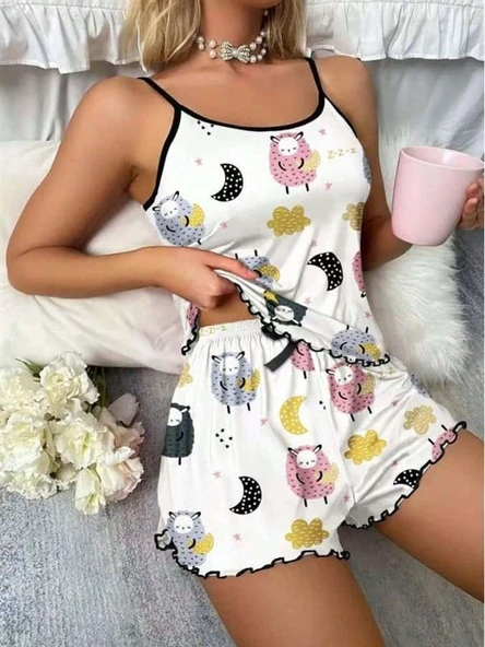 Closet Beyaz Üstüne Desenli İnce Askılı Şortlu Pijama Takımı ürün görseli 1