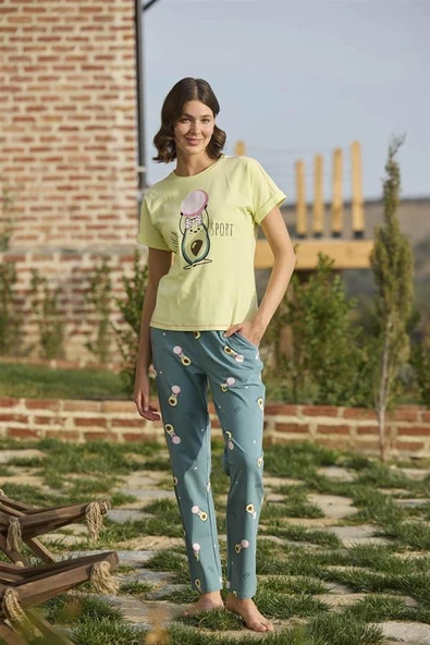 Desenli ve Baskılı “Yoga Sport” Pijama Takımı ürün görseli 1
