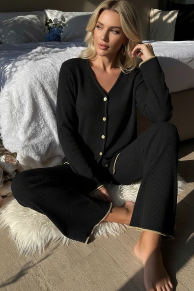 Premium Kadın Fitilli Pijama Takımı – Siyah Gold Biye Detaylı, Yumuşak Dokulu Ev Şıklığı ürün görseli 1