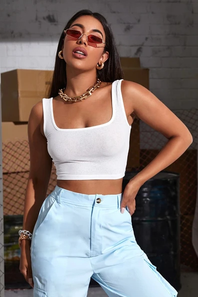 Kadın Beyaz Kalın Askılı Crop Top Büstiyer ürün görseli 1