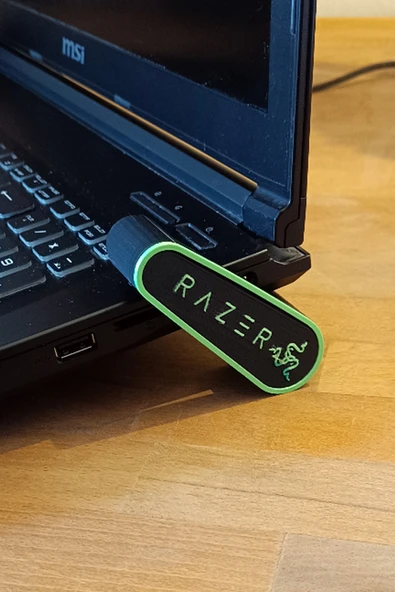 Laptop Standı – Ergonomik Tasarım Logolu - Hava Akışını Kolaylaştırır ürün görseli 1