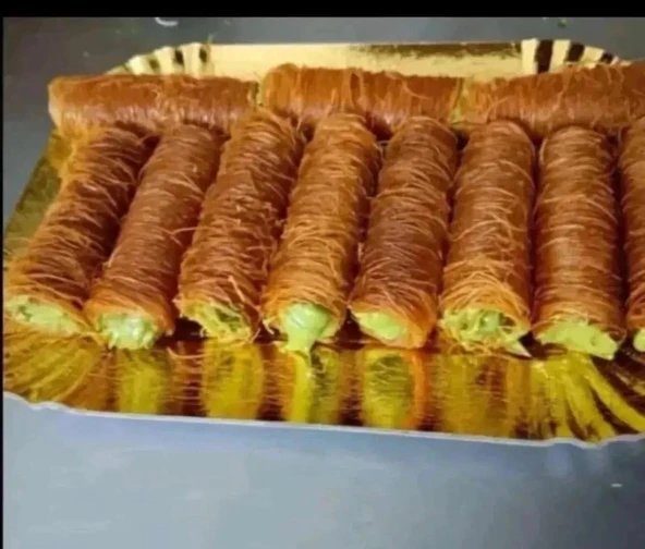 MALDİYAM SARMA  TATLI KADAYIFLI  ANTEP FISTIKLI  TATLI 1 KG ürün görseli 1