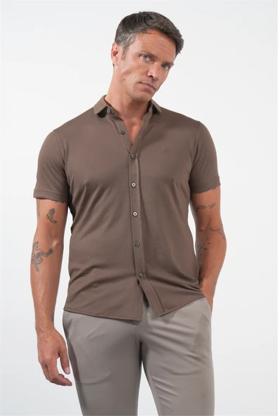 Kahverengi İtalyan Yaka Kısa Kol Cepsiz Slim Fit Pamuklu Gömlek 1004260158 ürün görseli 1