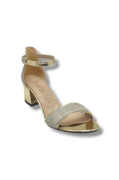 Selfie 4270-26 Simli Rugan Tek Bant Orta Topuk Büyük Numara Fashion Kadın Sandalet(5,5cm) 41-43 ürün görseli 1