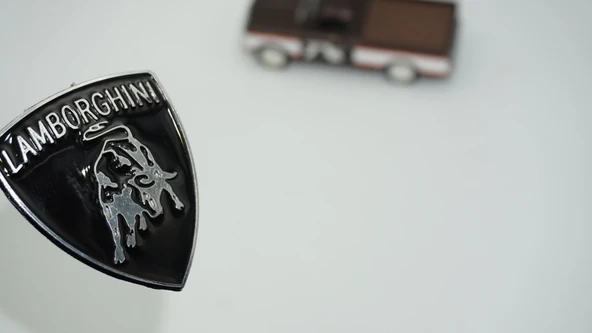 DK Tuning Lamborghini Kaput Body Siyah Metal Logo Amblem ürün görseli 1