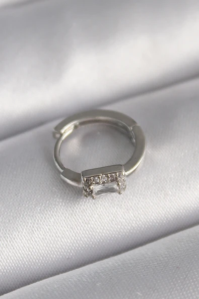 316L Çelik Gümüş Renk Kare Zirkon Taşlı Tragus Piercing ürün görseli 1