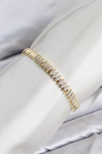 CM Arpa Model Zirkon Taşlı VIP Seri Gold Renk Pirinç Kadın Bileklik ürün görseli 1
