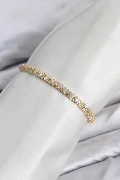 CM Model Zirkon Taşlı VIP Seri Gold Renk Pirinç Kadın Bileklik TJ-BB8604 ürün görseli 1