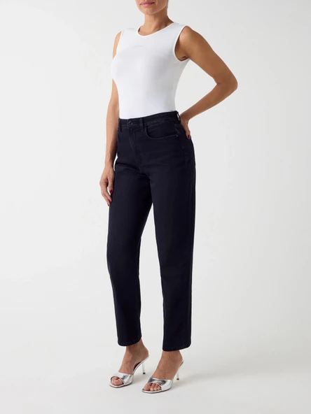 Guess Newy Kadın Mom Fit Jean ürün görseli 1