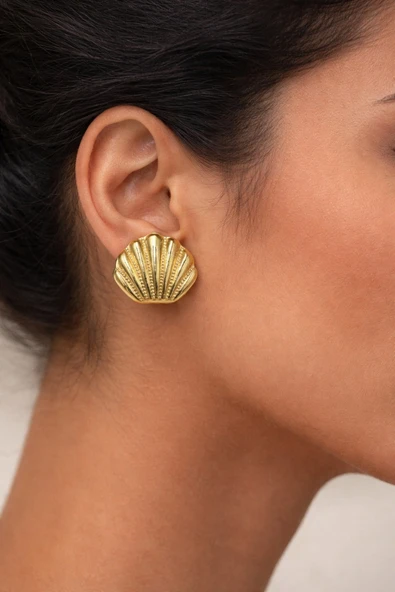 Shell Gold Çivi Küpe ürün görseli 1