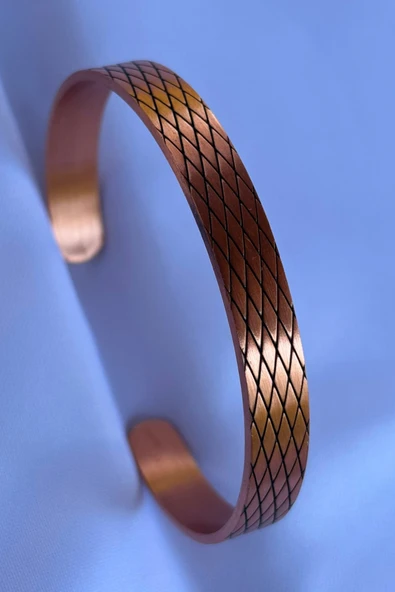 Begondio Geometrik Desenli El İşçiliği ile Üretilmiş Unisex Bakır Bileklik ürün görseli 1