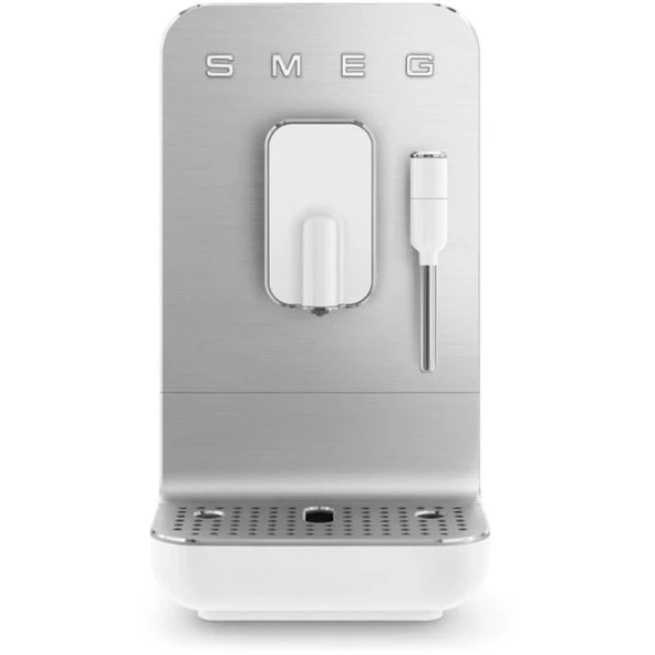 Smeg Kahve Makinesi Süt Köpürtücülü Mat Beyaz BCC02WHMUK ürün görseli 1