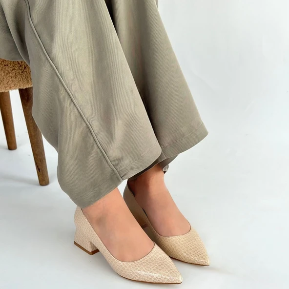 Meort Bej Rugan Topuklu Ayakkabı - Resim 4