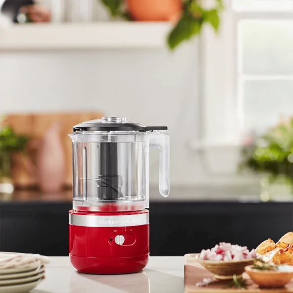 KitchenAid Kablosuz Mutfak Robotu 1,19 L - Empire Red - Resim 6
