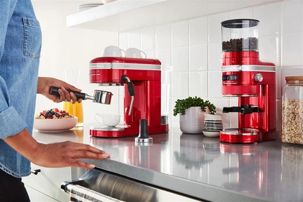 KitchenAid Kahve Öğütücü - Empire Red - Resim 4