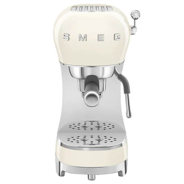 Smeg 50'ler Stili Espresso Kahve Makinesi ECF02CRAU ürün görseli 1