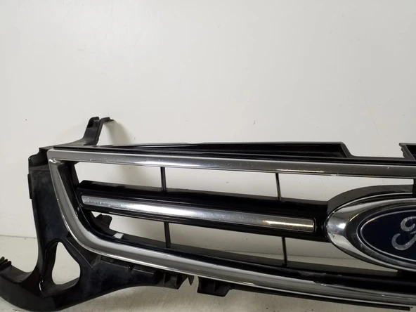 Ford Mondeo 2011-2014 Ön Panjur Nikelaj Siyah (Oem No: Bs718200Be) ürün görseli 1