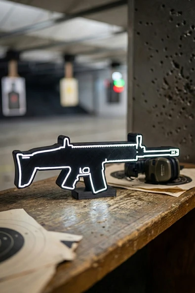 Scar Silah M4 Tasarımlı Dekoratif Aydınlatma (31x11cm) ürün görseli 1