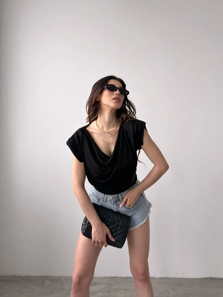 Vatkalı Degaje Yaka Buzzy Bluz - Resim 3