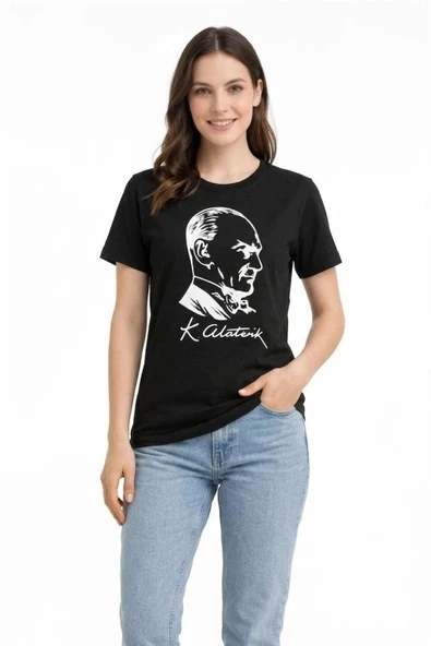 Kadın Atatürk Baskılı Tişört Kısa Kollu Bisiklet Yaka T-shirt - Siyah ürün görseli 1