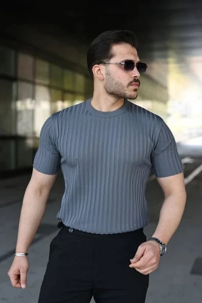 Erkek Fitilli Bisiklet Yaka Kısa Kollu Tişört ürün görseli 1