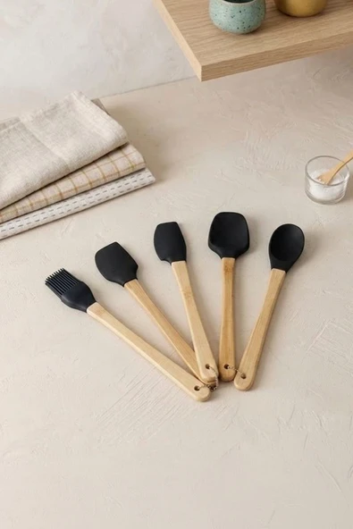 Kitchen Life 5'li Silikon ve Bambu Saplı Mutfak Gereçleri Seti-Spatula,Fırça Servis Maşa Seti siyah ürün görseli 1