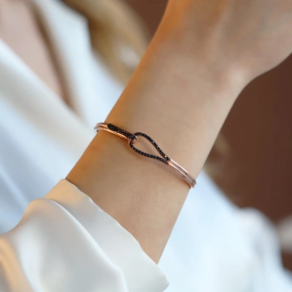 Düğüm Taşlı Rose Gold Kaplama Gümüş Kelepçe ürün görseli 1