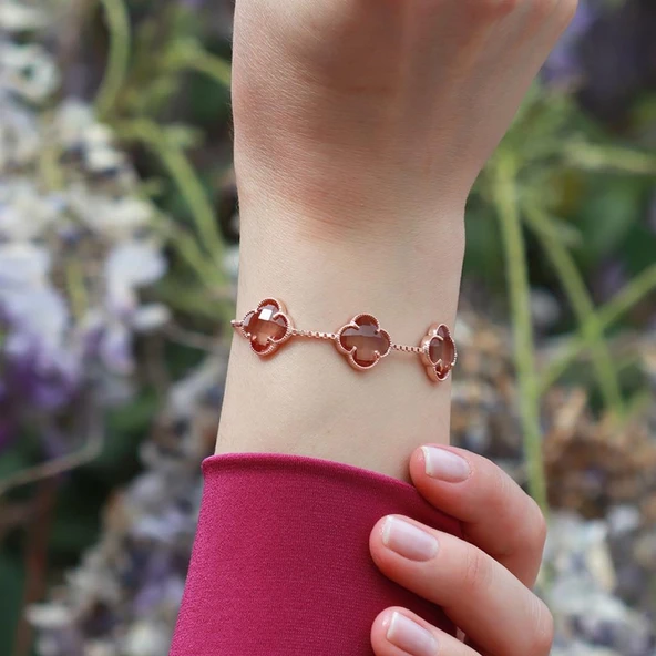 3 İkonik Alhambra Yonca Zultanit Taşlı Rose Gold Kaplama Asansörlü Bileklik ürün görseli 1