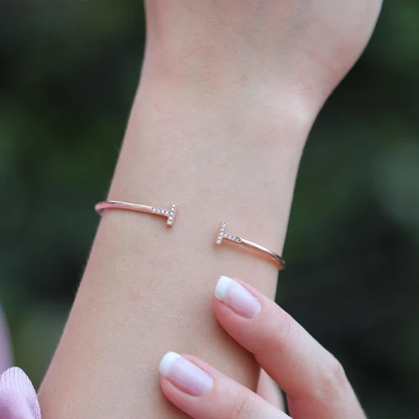 Tiff Modeli Zirkon Taşlı Rose Gold Kaplama Kelepçe ürün görseli 1