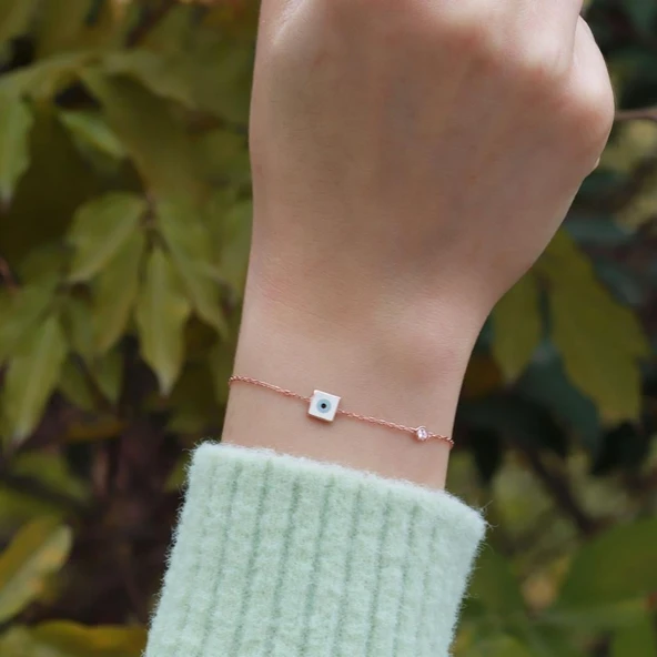 Kare Figürlü Zirkon Taşlı Mine İşli Rose Gold Kaplama Gümüş Bileklik ürün görseli 1
