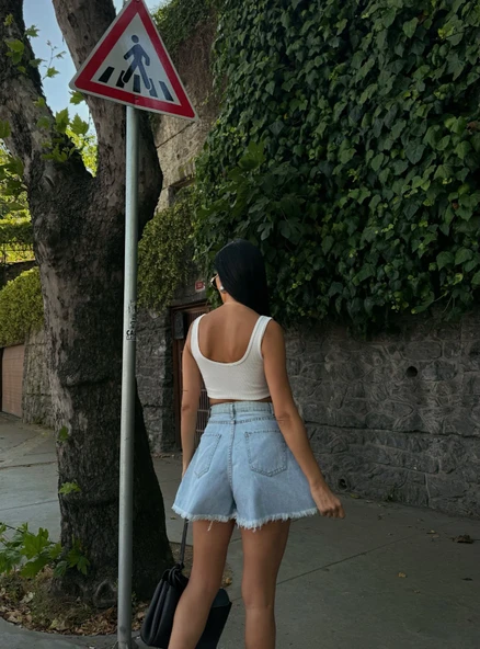 Geniş Paça Püsküllü Denim Şort - Resim 3