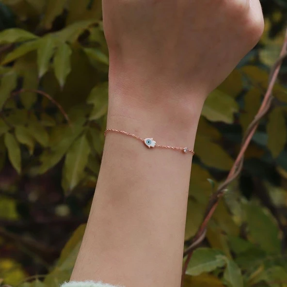 Fatma Ana El  Figürlü Zirkon Taşlı Mine İşli Rose Gold Kaplama Gümüş Bileklik ürün görseli 1