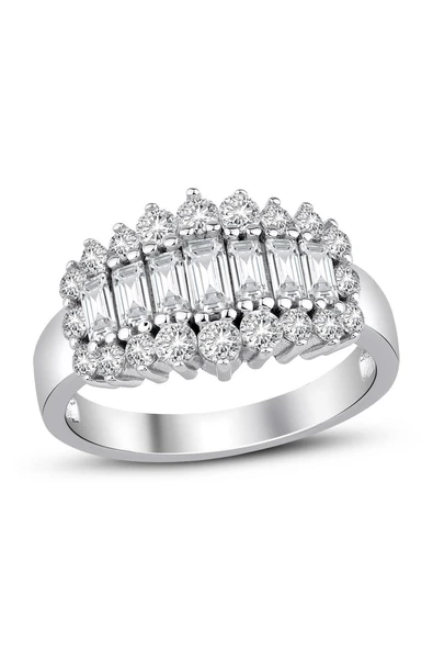 Sky Diamond Baget Etrafı Pırıltılı Taşlarla Çevrili Yarım Tamtur ürün görseli 1
