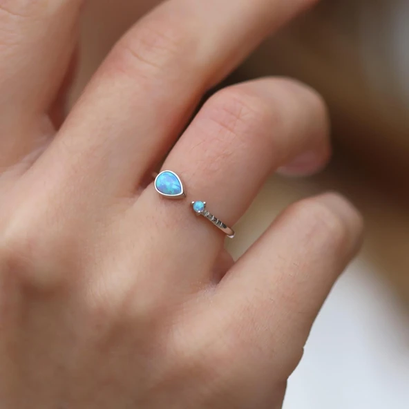 Damla Opal Taşlı Minimal Gümüş Yüzük ürün görseli 1