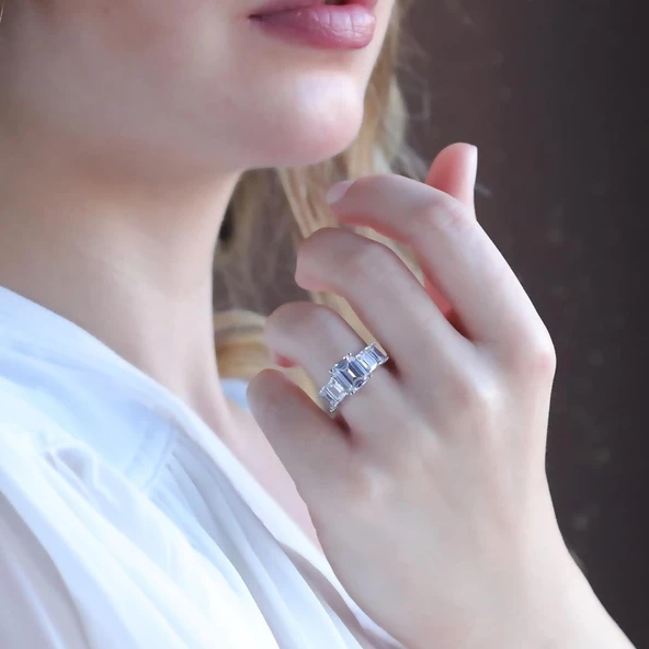 Starlight Diamond Baget Taşlı Gümüş Yüzük ürün görseli 1
