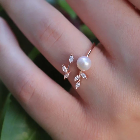 Zirkon Taşlı İnci ve Sarmaşık Minimal 925 Ayar Gümüş Rosegold Kaplama Yüzük ürün görseli 1