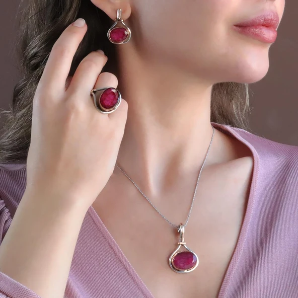 Kök Yakut Taşlı El İşi Gümüş Otantik Set ürün görseli 1