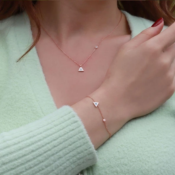 Üçgen Figürlü Zirkon Taşlı Mine İşli Rose Gold Kaplama Gümüş Set ürün görseli 1