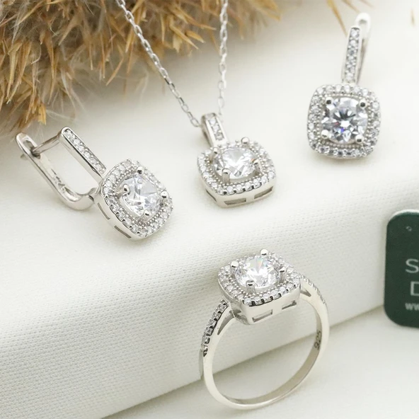 Oval Montür 3.00 ct Starlight Diamond Gümüş Takım ürün görseli 1