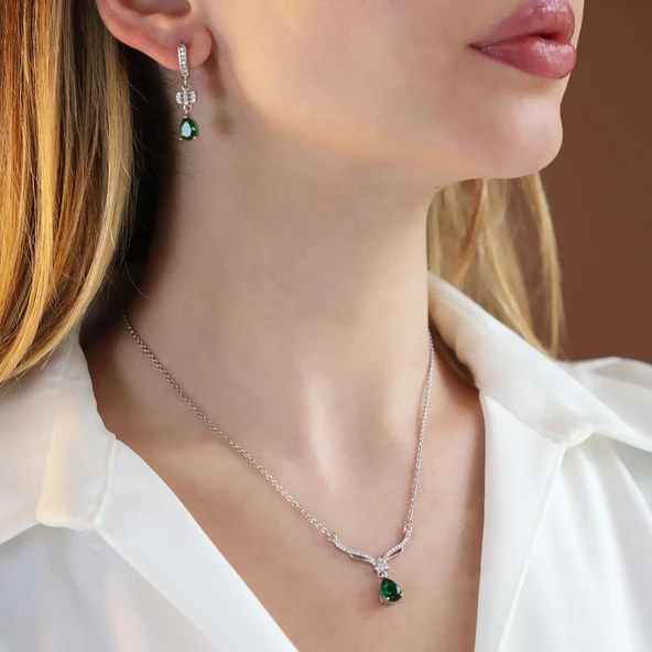 Damla Yeşil Zirkon Taşlı Gümüş Set ürün görseli 1