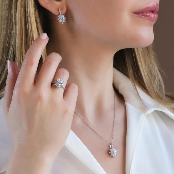Zirkon Taşlı Elips Lotus Çiçeği Gümüş Set ürün görseli 1
