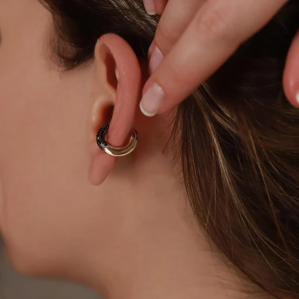 Yuvarlak Siyah Zirkon Taşlı Rose Gold Kaplama Gümüş Kıkırdak Küpe ürün görseli 1