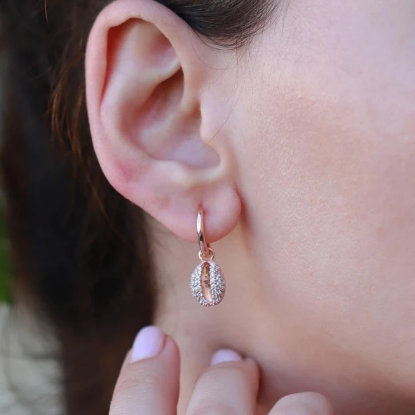 Deniz Kabuğu Zirkon Taşlı Rose Gold Kaplama Gümüş Küpe ürün görseli 1