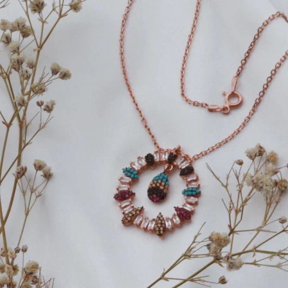 Yuvarlak Çerçeveli Damla Modeli Renkli Zirkon Taşlı Rose Gold Kaplama Gümüş Kolye ürün görseli 1