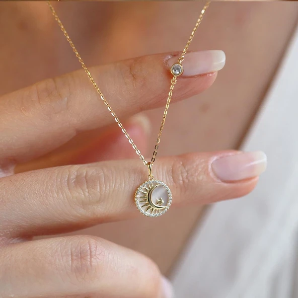 Sedef Taşlı Ay Yıldız Figürlü Gold Kaplama Gümüş Kolye ürün görseli 1