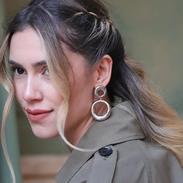 Yuvarlak Bombeli Gümüş Küpe - Resim 2