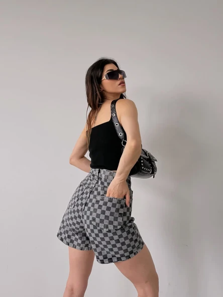 Paçası Püsküllü Desenli Denim Şort - Resim 5