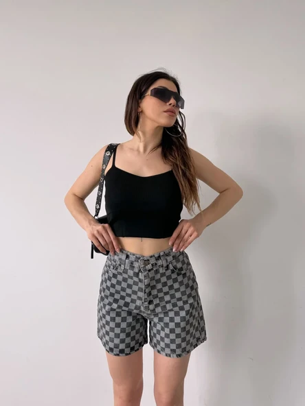 Paçası Püsküllü Desenli Denim Şort - Resim 3